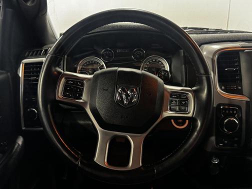 Delmonico Red Pearlcoat 2022 RAM 1500 Classic SLT