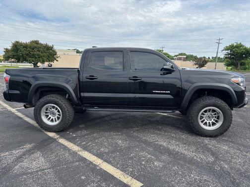 Black 2023 Toyota Tacoma TRD Sport