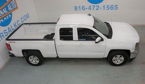 Photo 3 of 26 of 2017 Chevrolet Silverado 1500 LT