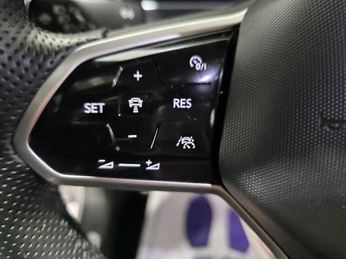 2022 Volkswagen Tiguan 2.0T SE R-Line Black 4MOTION