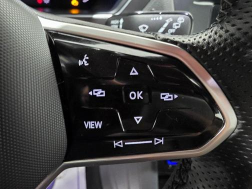 2022 Volkswagen Tiguan 2.0T SE R-Line Black 4MOTION