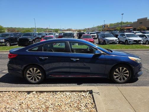 Lakeside Blue 2017 Hyundai SONATA Sport