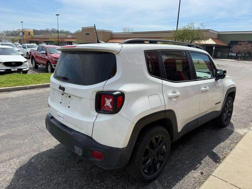 2023 Jeep Renegade Altitude