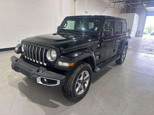 Black Clearcoat 2019 Jeep Wrangler Unlimited Sahara