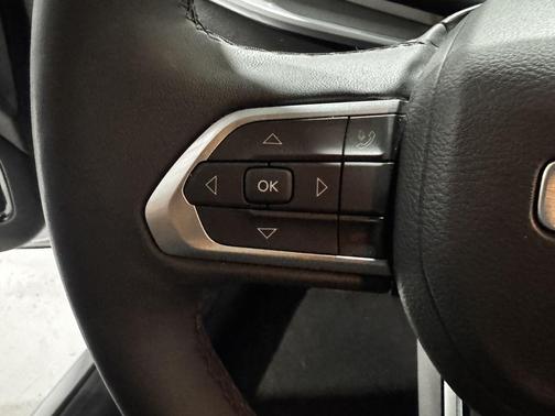 Silver Zynith Metallic Clearcoat 2025 Jeep Compass Limited
