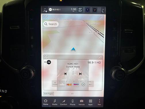 Diamond Black Crystal Pearlcoat 2026 RAM 1500 Big Horn/Lone Star