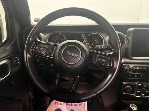 2021 Jeep Gladiator Willys 4x4