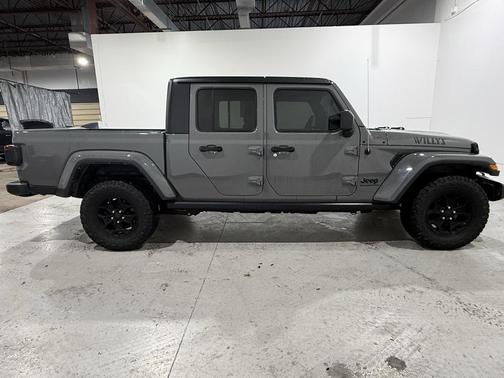 2021 Jeep Gladiator Willys 4x4