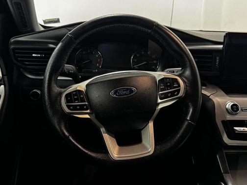 Carbonized Gray Metallic 2023 Ford Explorer XLT