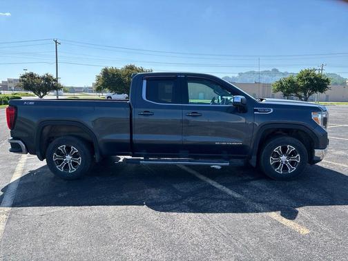 Gray 2019 GMC Sierra 1500 SLE