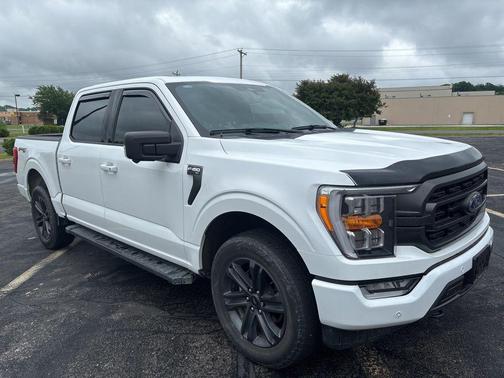 Oxford White 2023 Ford F-150 XLT