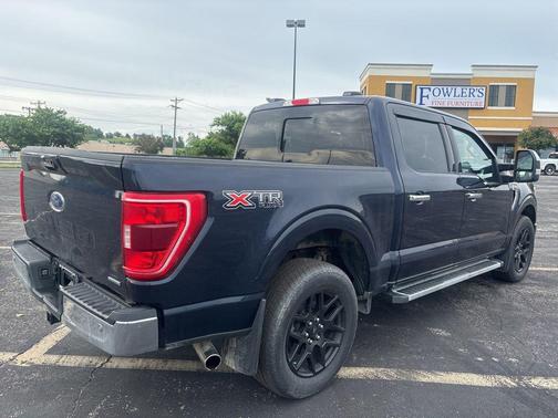 Antimatter Blue Metallic 2022 Ford F-150 XLT