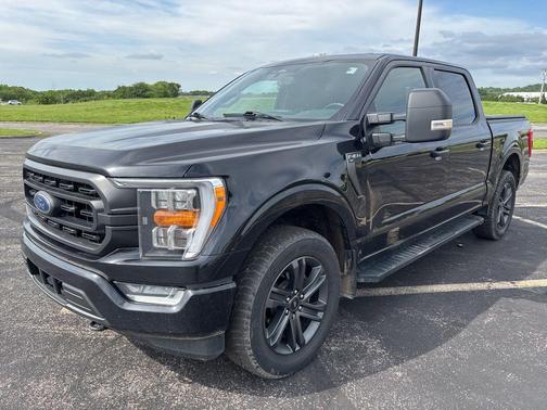 Agate Black Metallic 2023 Ford F-150 XLT