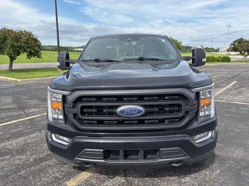 Agate Black Metallic 2023 Ford F-150 XLT