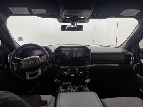 Oxford White 2022 Ford F-150 XLT