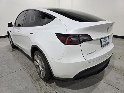 2023 Tesla Model Y Long Range Dual Motor All-Wheel Drive