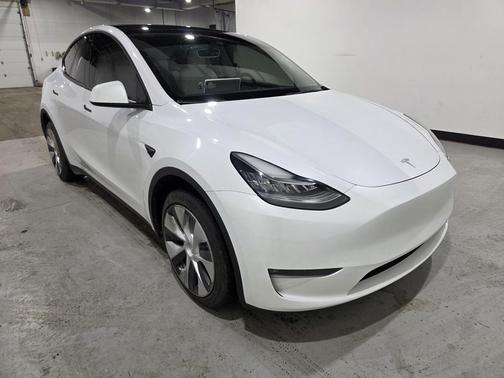 2023 Tesla Model Y Long Range Dual Motor All-Wheel Drive
