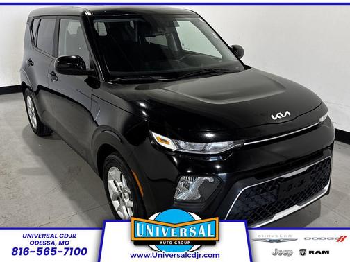 Cherry Black 2022 Kia Soul LX