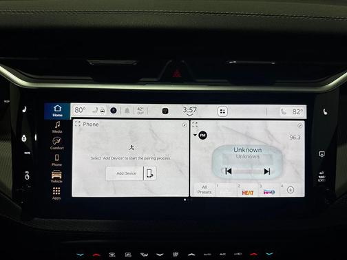 Diamond Black Crystal Pearlcoat 2026 Jeep Cherokee Limited