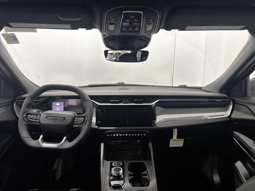 Diamond Black Crystal Pearlcoat 2026 Jeep Cherokee Limited