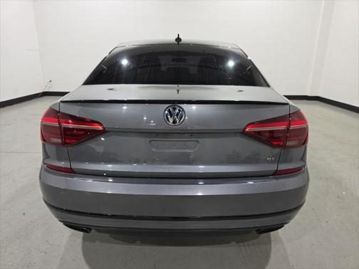 2018 Volkswagen Passat 3.6L V6 GT