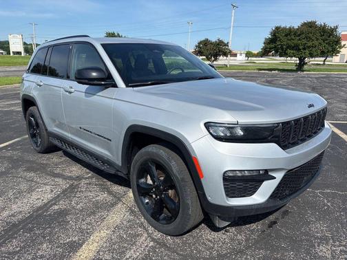 Silver Zynith 2024 Jeep Grand Cherokee Limited