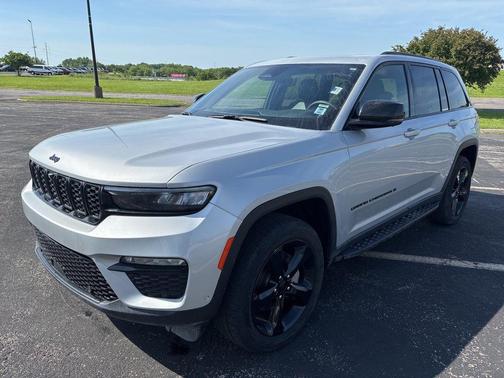 Silver Zynith 2024 Jeep Grand Cherokee Limited