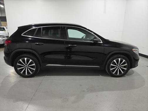 2021 Mercedes-Benz GLA 250 Base 4MATIC