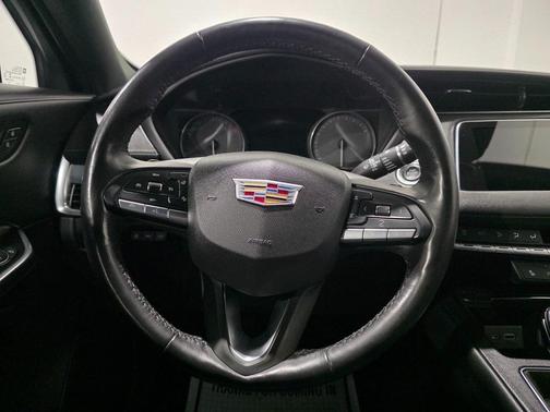 2020 Cadillac XT4 Premium Luxury