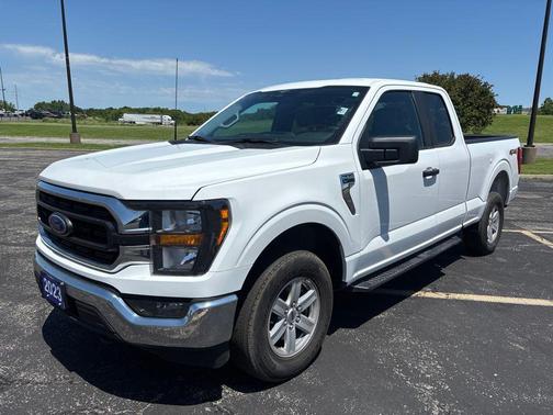 Oxford White 2023 Ford F-150 XLT
