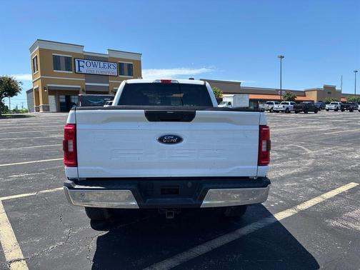 Oxford White 2023 Ford F-150 XLT