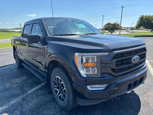 Agate Black Metallic 2022 Ford F-150 XLT
