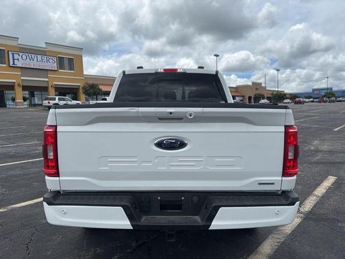 Oxford White 2023 Ford F-150 XLT