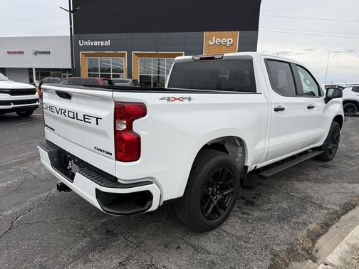 2023 Chevrolet Silverado 1500 Custom