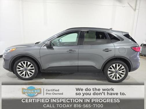 2022 Ford Escape Titanium