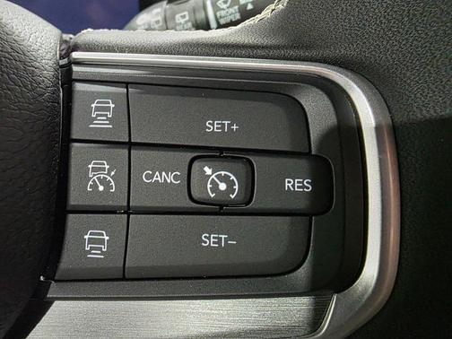 2025 Jeep Wagoneer L Series II Carbide 4x4