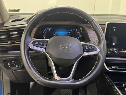 Mountain Lake Blue Metallic 2025 Volkswagen Atlas 2.0T SEL
