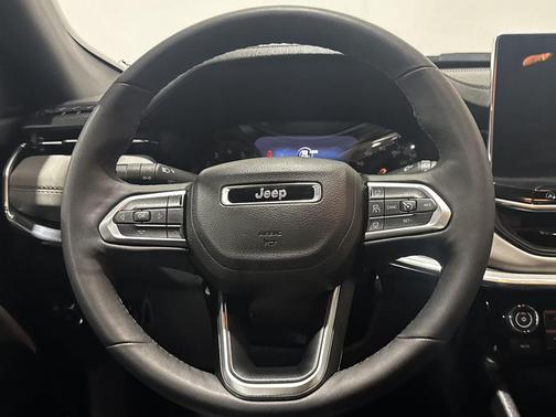 Billet Silver Metallic Clearcoat 2023 Jeep Compass Limited