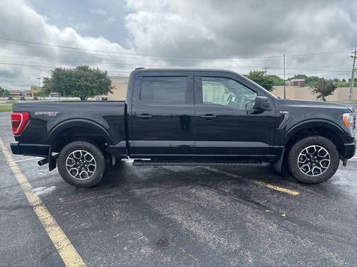 Agate Black Metallic 2022 Ford F-150 XLT