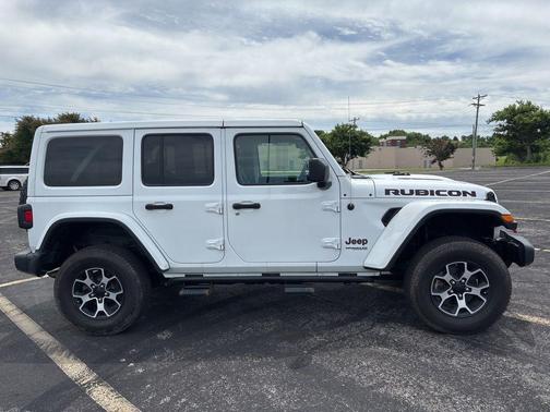 Bright White Clearcoat 2022 Jeep Wrangler Unlimited Rubicon