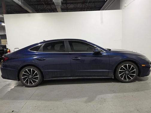 2021 Hyundai SONATA Limited