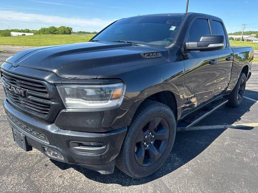 Diamond Black Crystal Pearlcoat 2019 RAM 1500 Rebel