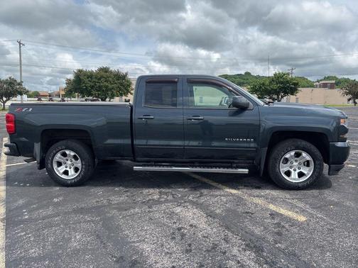 Graphite Metallic 2018 Chevrolet Silverado 1500 2LT
