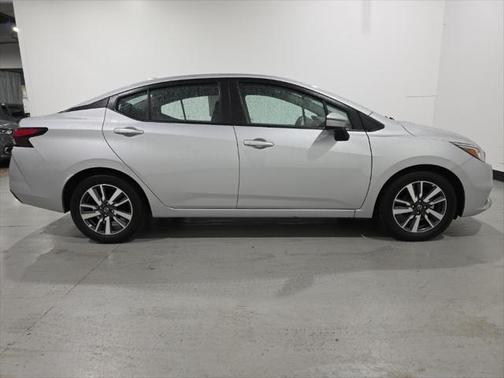 2020 Nissan Versa 1.6 SV