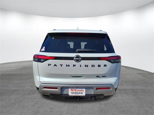 2025 Nissan Pathfinder SL 4WD