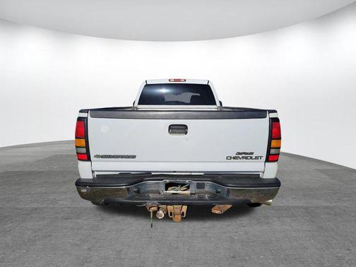 Summit White 2004 Chevrolet Silverado 3500 LS Crew Cab