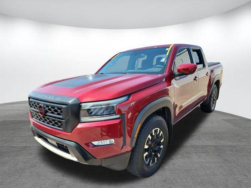Cardinal Red Metallic Tricoat 2023 Nissan Frontier PRO-X