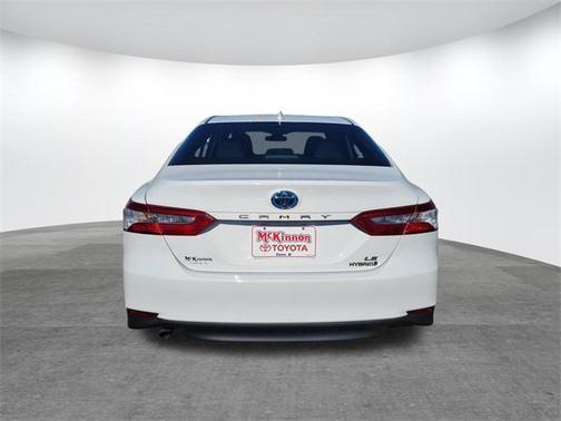 2019 Toyota Camry Hybrid LE