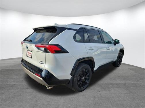 2024 Toyota RAV4 Hybrid SE