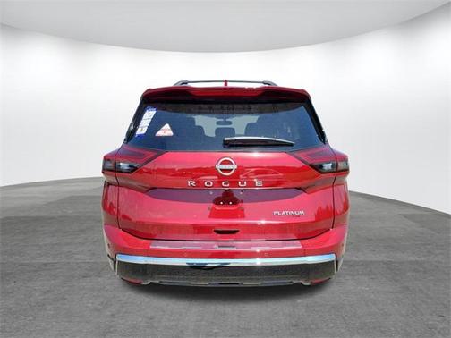 2025 Nissan Rogue Platinum